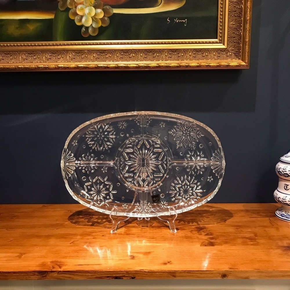 Mikasa Crystal Divided Holiday Platter